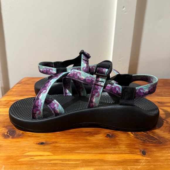 Chaco Men\'s Colorful Strap Sandals